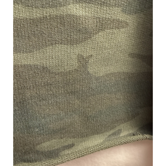 Sanctuary Green Camo‎ Pullover Sweatshirt Hoodie Cropped Rolled Hem Women's Sz S - Picture 4 of 9
